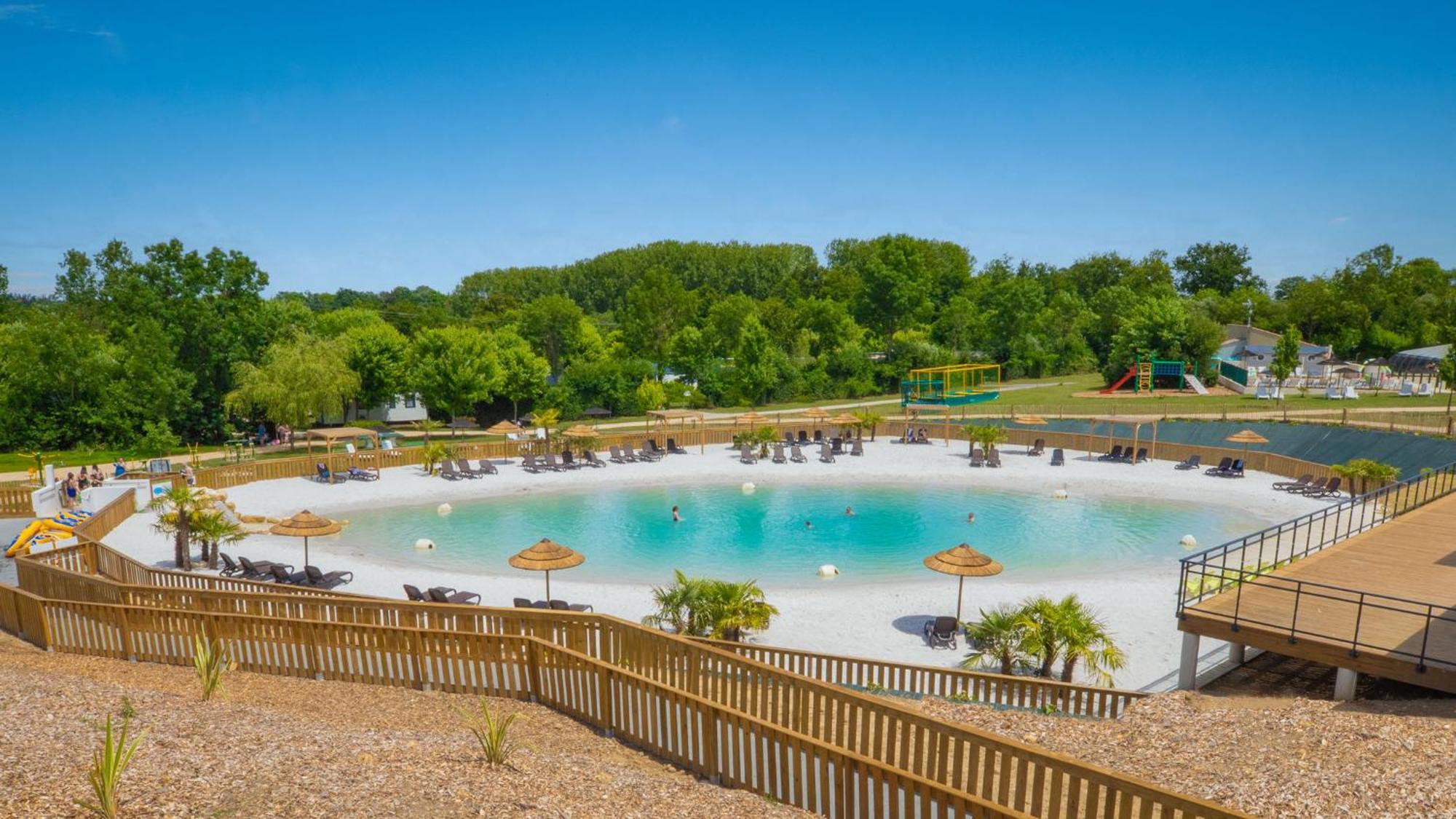 Camping Aubigny-Les Clouzeaux Aubigny  Esterno foto