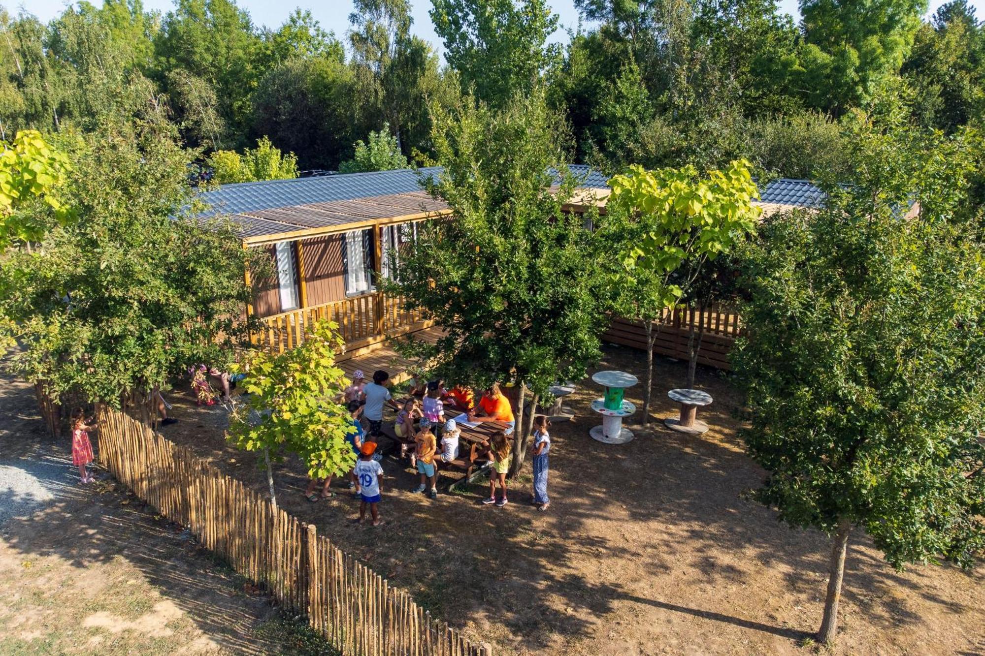 Camping Aubigny-Les Clouzeaux Aubigny  Esterno foto